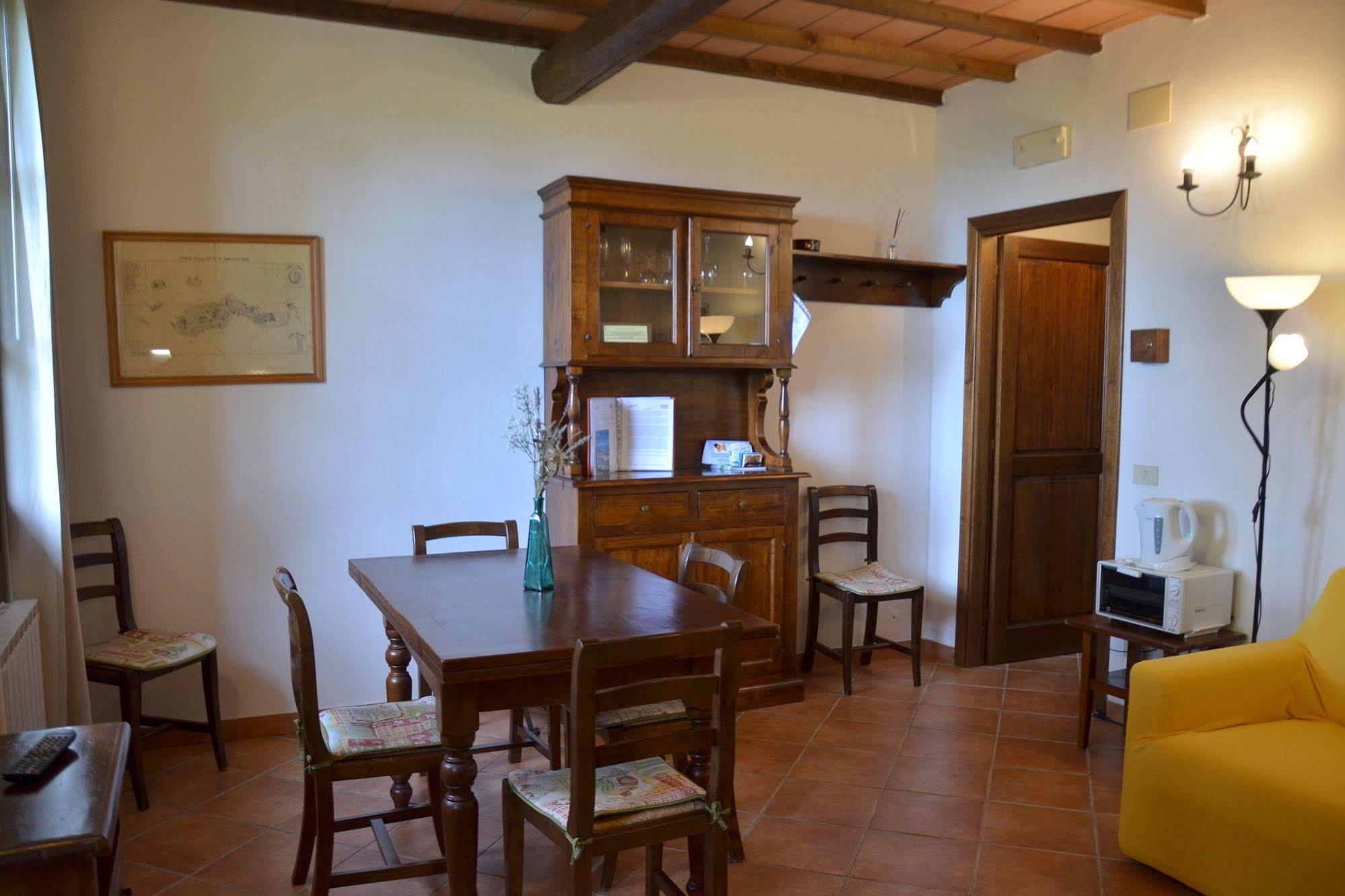 Agriturismo Il Casalone Montepulciano Exterior photo